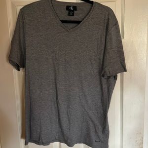 Gray cotton v-neck CK t-shirt